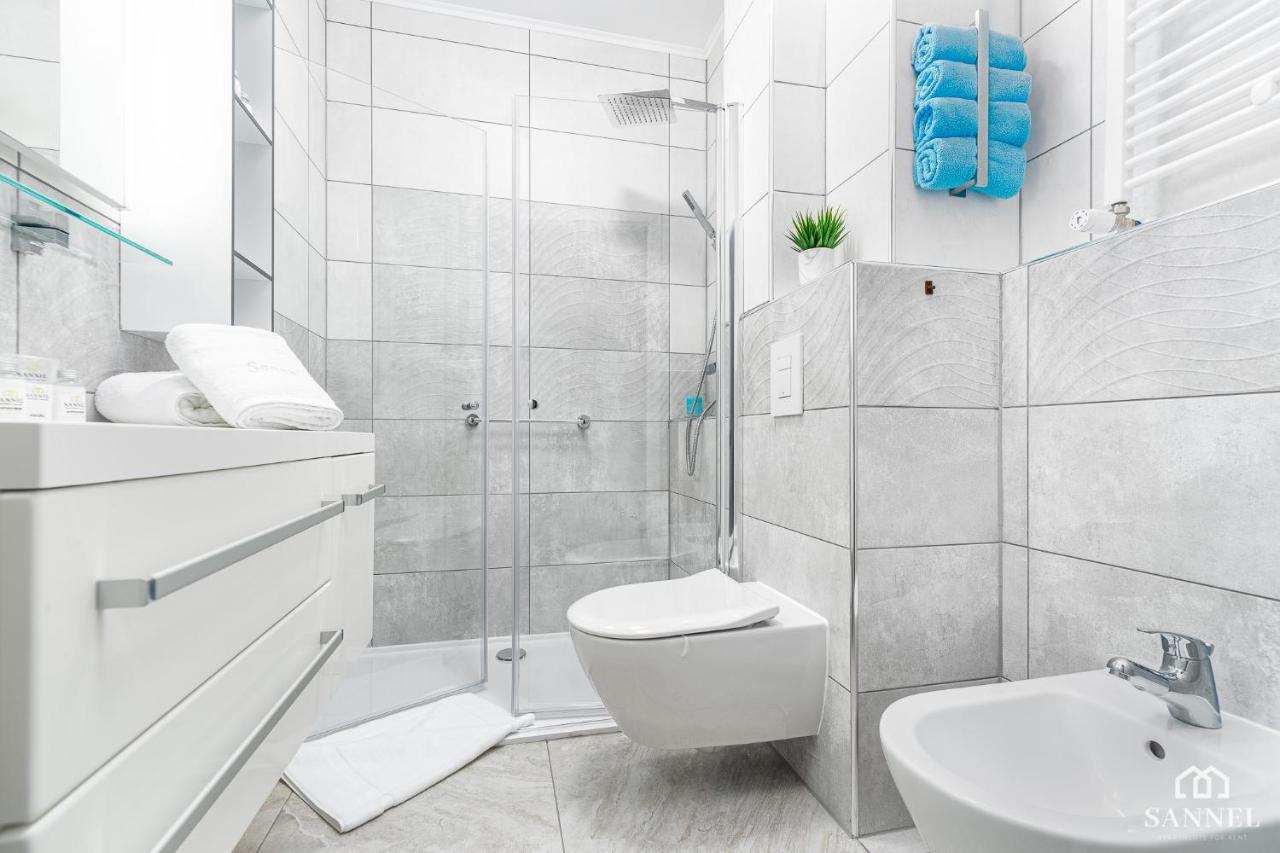 Apartament Lazure Przy Lesie-Sloneczne Tarasy Dziwnowek-Sannel Apartments For Rent المظهر الخارجي الصورة