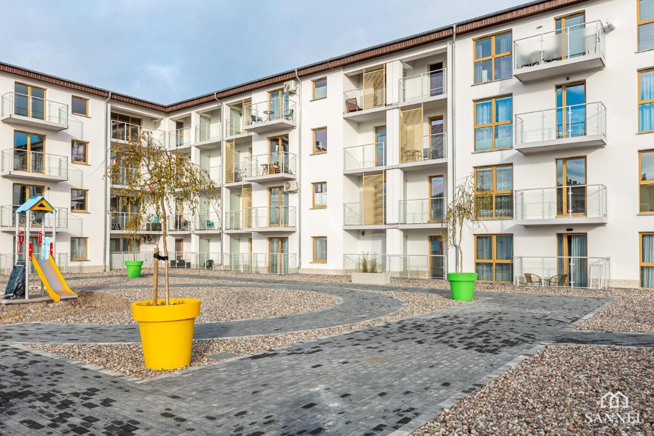 Apartament Lazure Przy Lesie-Sloneczne Tarasy Dziwnowek-Sannel Apartments For Rent المظهر الخارجي الصورة