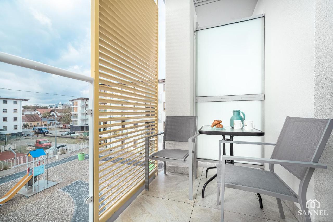Apartament Lazure Przy Lesie-Sloneczne Tarasy Dziwnowek-Sannel Apartments For Rent المظهر الخارجي الصورة